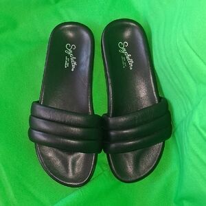Seychelles Black Padded Dual-Band Slide Sandals